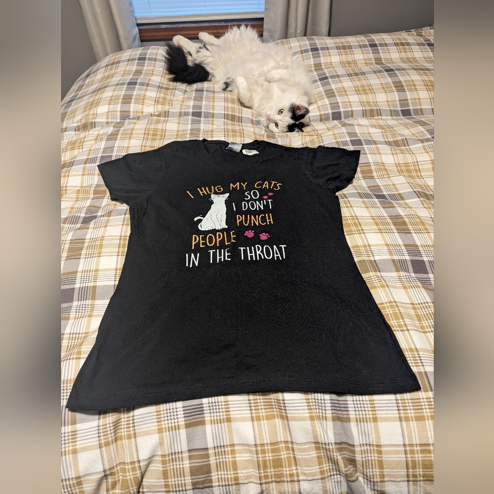 NWT Port & Company Cat tee size M